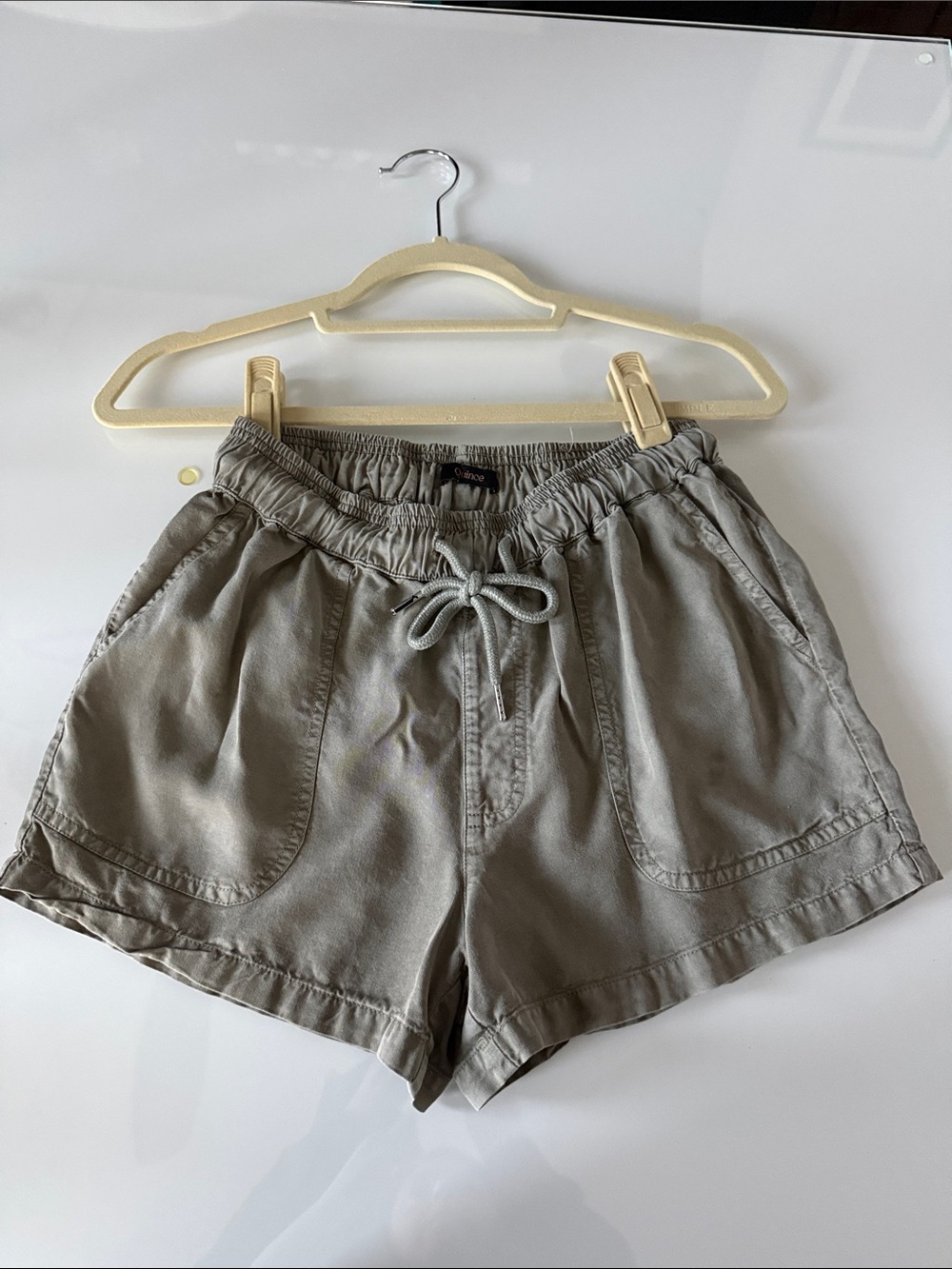 Quince Vintage Wash Tencel Utility Shorts Olive Green sz S Elastic Waist NWT